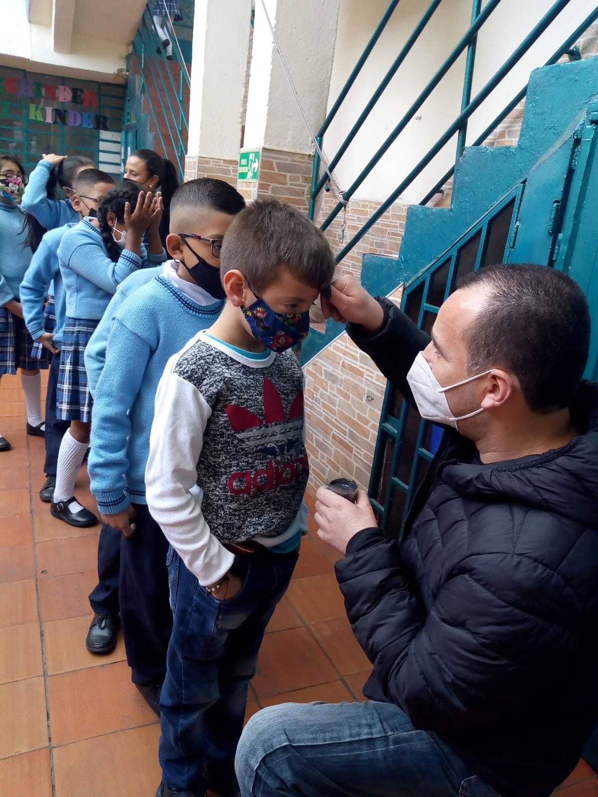 Imposición de Ceniza en el Colegio Aurelio Baldor.